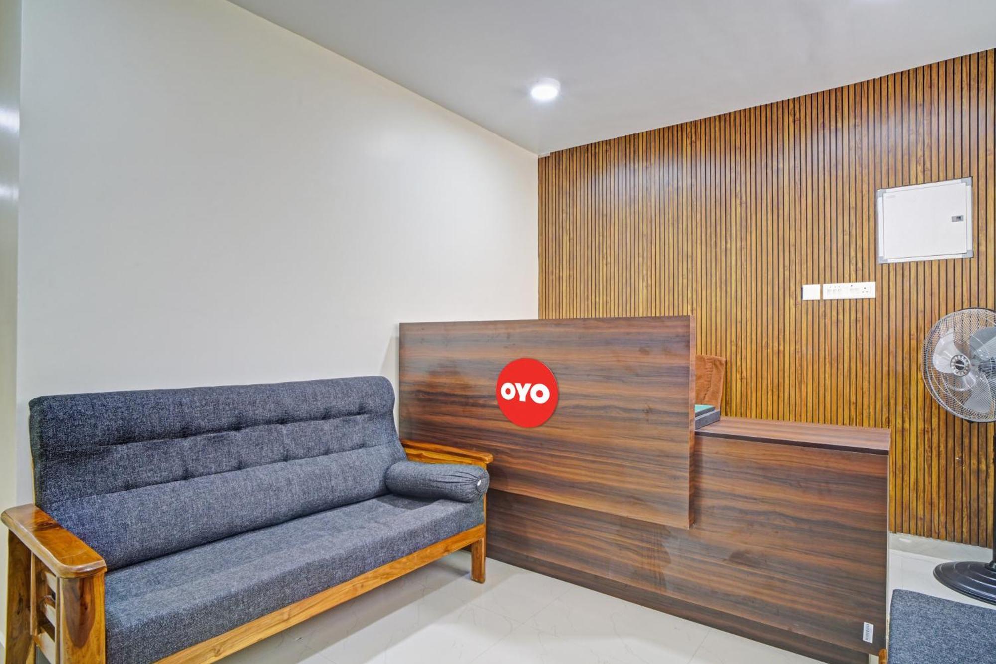 Hotel O Crystal Executive Suites Kochi Eksteriør billede