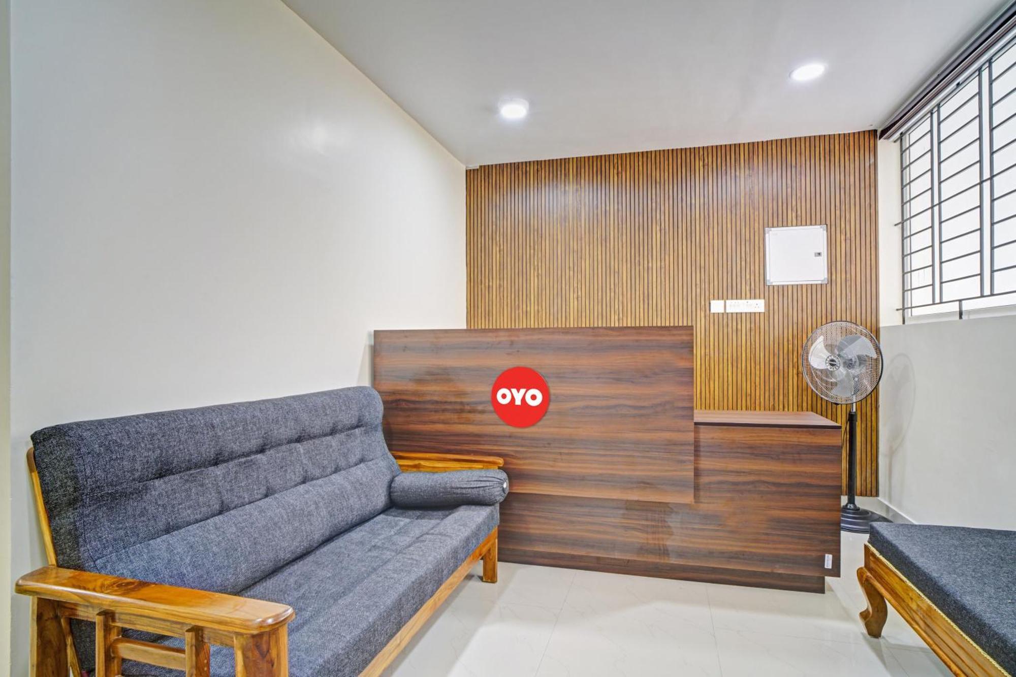 Hotel O Crystal Executive Suites Kochi Eksteriør billede